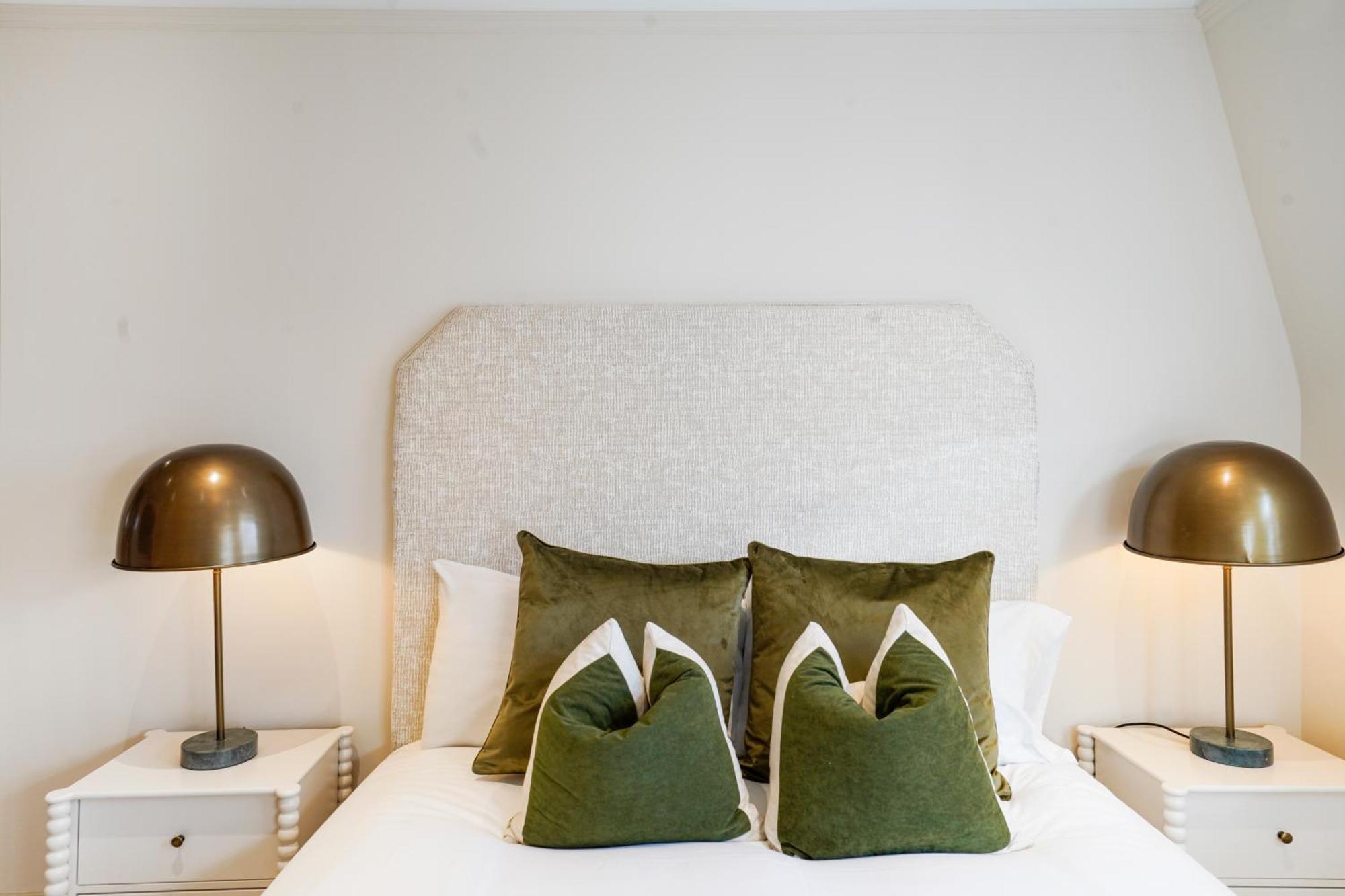 Spacious And Modern 4 Beds Home In Kensington London Ngoại thất bức ảnh
