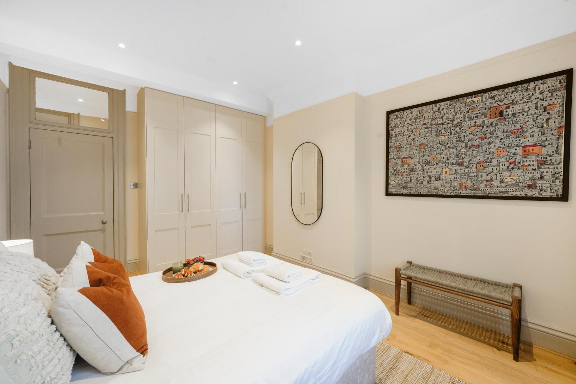 Spacious And Modern 4 Beds Home In Kensington London Ngoại thất bức ảnh