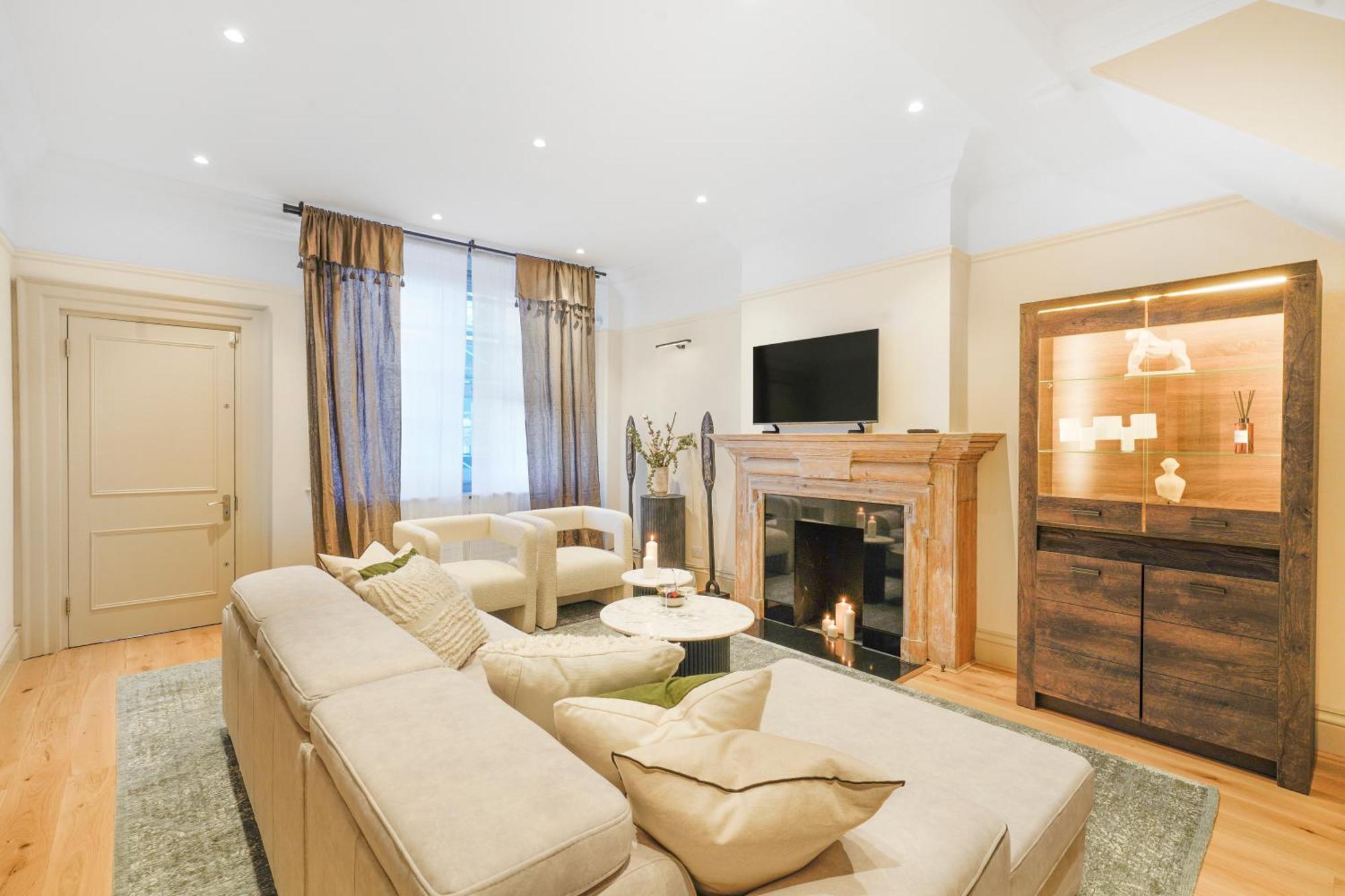 Spacious And Modern 4 Beds Home In Kensington London Ngoại thất bức ảnh